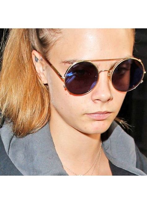 Cara Delevingne Glasses & Sunglasses 